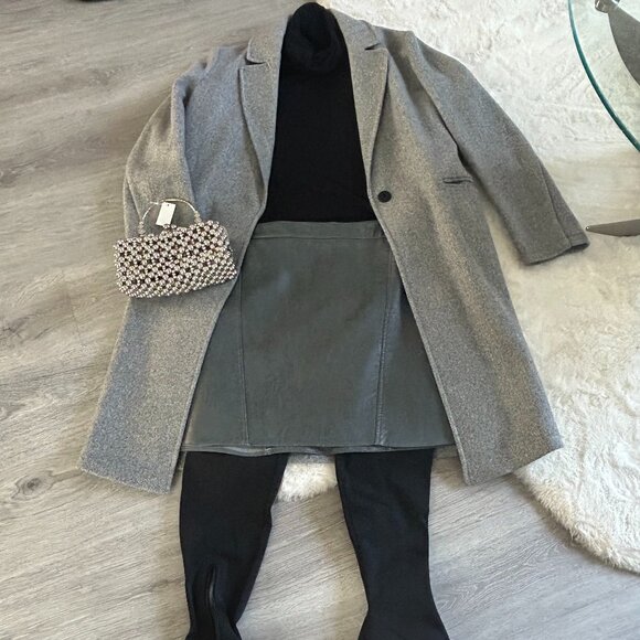 Topshop Wool Pea Coat – Timeless Vintage-Inspired Winter Gift - Picture 11 of 11